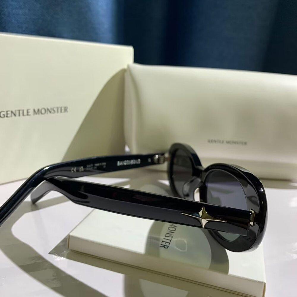 Nearly New Gentle Monster BANDONEON.S Sunglasses Black Acetate - Picture 7 of 7